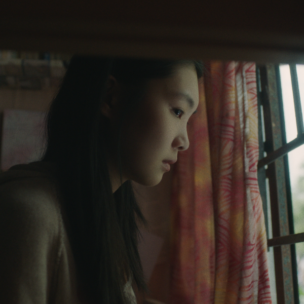 fly_me_to_the_moon_still_01