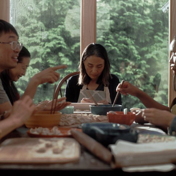 three_still_01